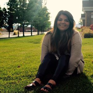 Meet your Posher, Tia